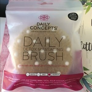 Daily Concepts Daily Detox Massaging Brush